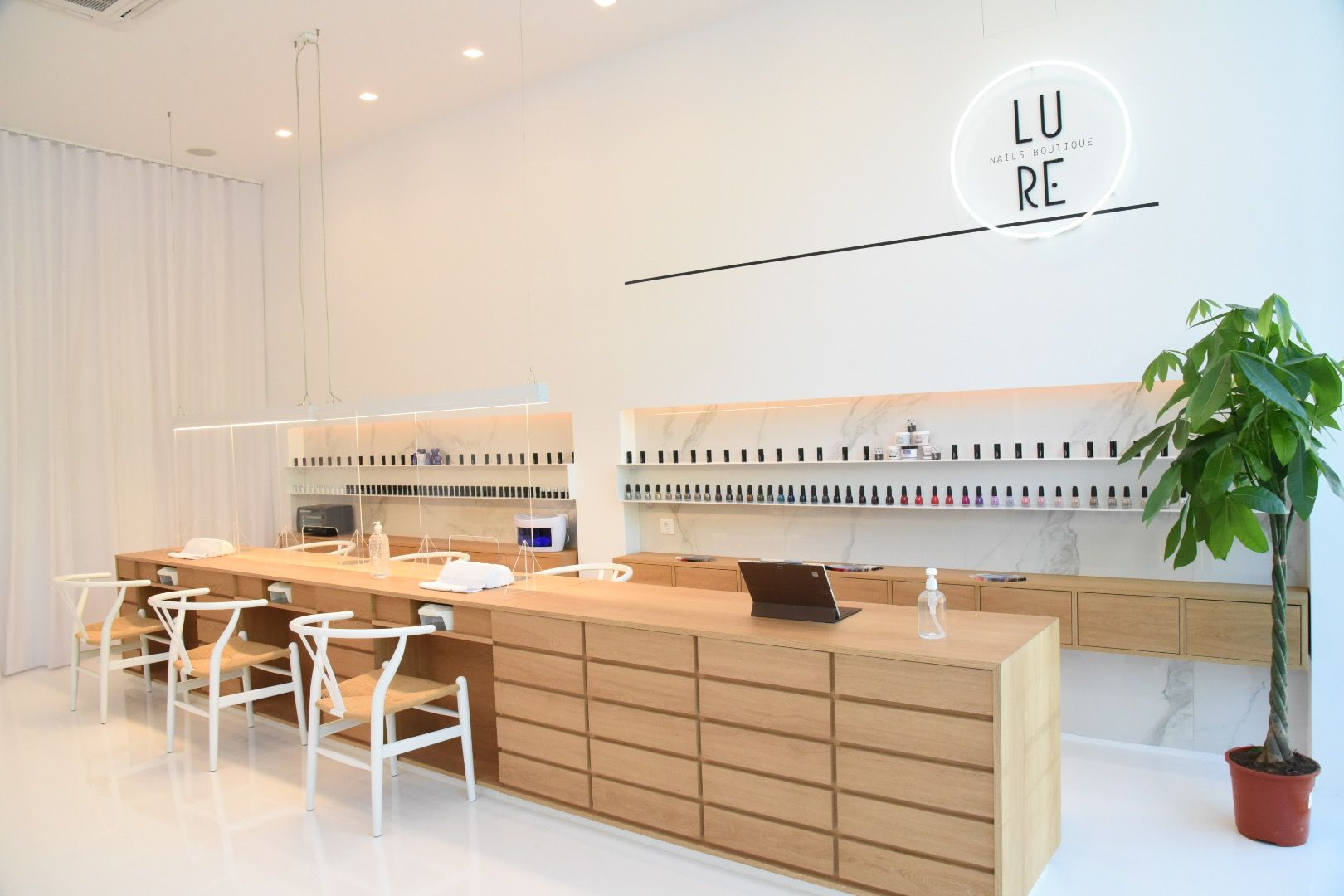 LURE NAILS BOUTIQUE ILION